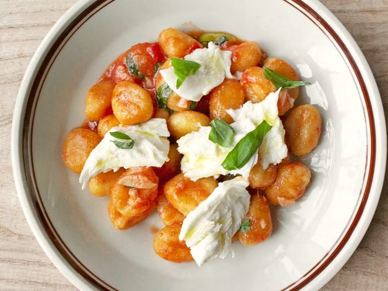 Gnocchi in pomodoro sauce with fresh mozzarella and basil, pizza catering Melbourne